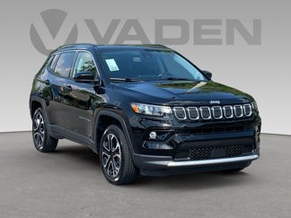 Used 2022 Jeep Compass Limited image 1