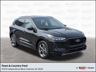 Used 2024 Ford Escape ST-Line image 1