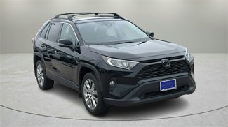 Used 2021 Toyota RAV4 XLE Premium image 1