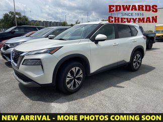 Used 2023 Nissan Rogue SV image 1