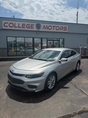 Used 2017 Chevrolet Malibu LT image 1