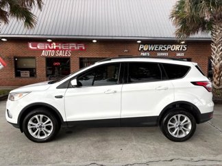 Used 2018 Ford Escape SE image 1