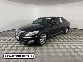 Used 2012 Hyundai Genesis 4.6 image 1