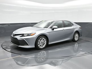 Used 2024 Toyota Camry LE image 1