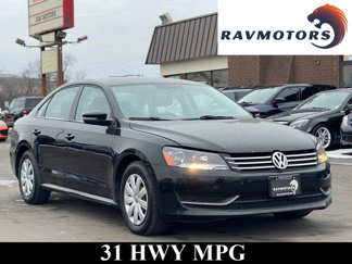 Used 2013 Volkswagen Passat 2.5 S image 1