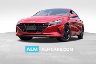 Used 2023 Hyundai Elantra SEL image 1