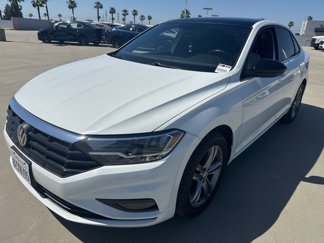 Used 2019 Volkswagen Jetta R-Line w/ R-Line Cold Weather Package image 1