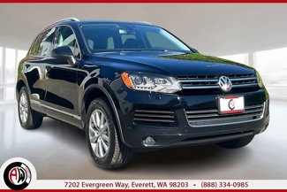 Used 2014 Volkswagen Touareg Sport image 1