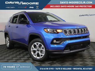 New 2025 Jeep Compass Latitude image 1