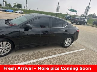 Used 2021 Nissan Sentra S image 1