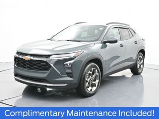 Used 2025 Chevrolet Trax LT w/ Driver Confidence Package image 1
