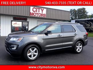 Used 2017 Ford Explorer XLT image 1