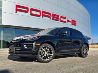 Certified 2024 Porsche Macan image 1