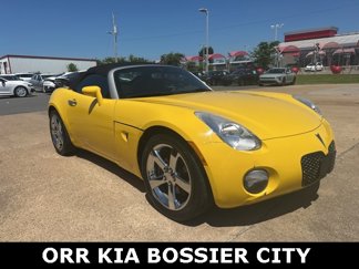 Used 2007 Pontiac Solstice Convertible w/ Premium Package image 1