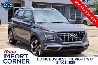 Used 2024 Hyundai Venue SEL image 1