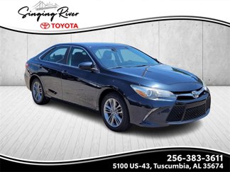 Used 2016 Toyota Camry SE image 1