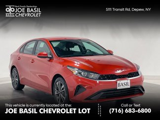 Used 2023 Kia Forte LXS image 1