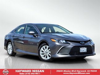 Used 2023 Toyota Camry LE image 1