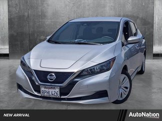 Used 2020 Nissan Leaf S image 1
