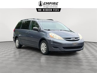 Used 2009 Toyota Sienna LE image 1