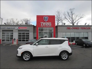 Used 2022 Kia Soul LX w/ Technology Package image 1