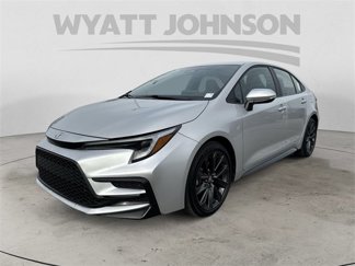 Used 2024 Toyota Corolla SE image 1