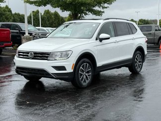 Used 2020 Volkswagen Tiguan SE w/ Panoramic Sunroof Package image 1