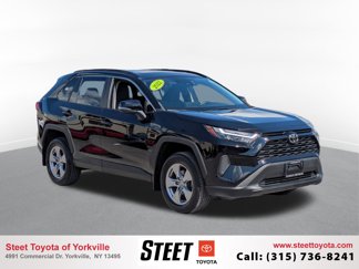 Used 2022 Toyota RAV4 XLE image 1