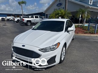 Used 2020 Ford Fusion SE image 1