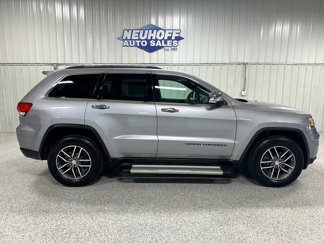 Used 2017 Jeep Grand Cherokee Limited image 1
