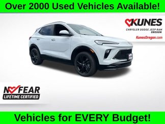 Used 2024 Buick Encore GX Sport Touring image 1