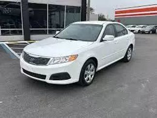 Used 2010 Kia Optima LX image 1
