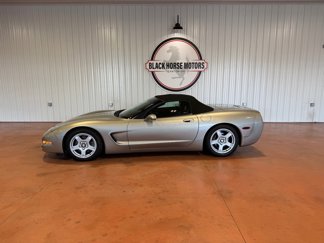 Used 1998 Chevrolet Corvette Convertible w/ Memory Pkg image 1
