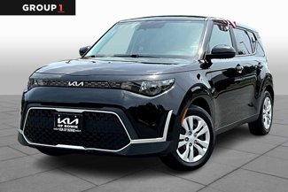 Used 2023 Kia Soul LX image 1