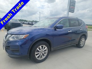 Used 2017 Nissan Rogue SV image 1