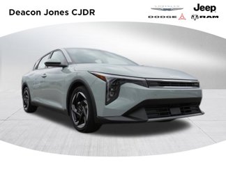 Used 2025 Kia K4 EX image 1