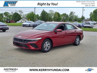 New 2025 Hyundai Elantra SE image 1