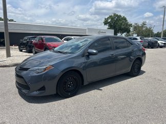 Used 2018 Toyota Corolla LE image 1