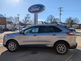Used 2024 Ford Edge SEL image 1