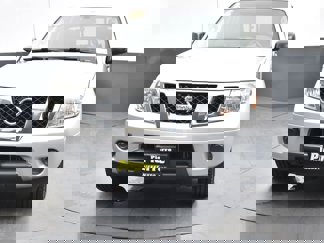 Used 2016 Nissan Frontier SV image 1