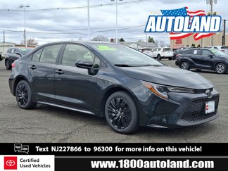 Certified 2022 Toyota Corolla LE image 1