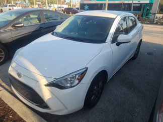 Used 2019 Toyota Yaris L image 1