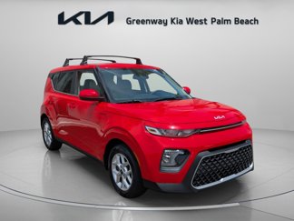 Certified 2022 Kia Soul S image 1