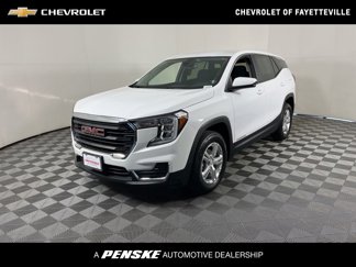 Certified 2024 GMC Terrain SLE image 1