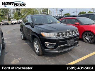 Used 2019 Jeep Compass Latitude w/ Cold Weather Group image 1