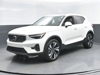 Used 2024 Volvo XC40 B5 Ultimate w/ Climate Package image 1