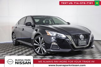 Used 2021 Nissan Altima 2.5 SR w/ SR Premium Package image 1
