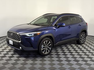 Used 2022 Toyota Corolla Cross XLE image 1