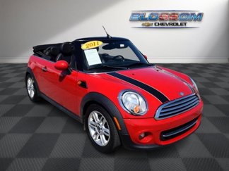 Used 2011 MINI Cooper Convertible image 1