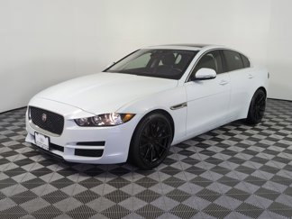 Used 2019 Jaguar XE Prestige image 1